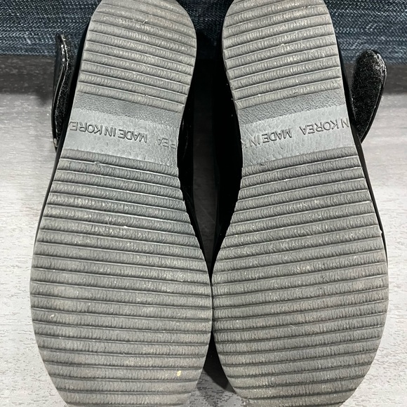 Flower Dress Shoes for Girls Size 9.5-10 - Picture 2 of 4